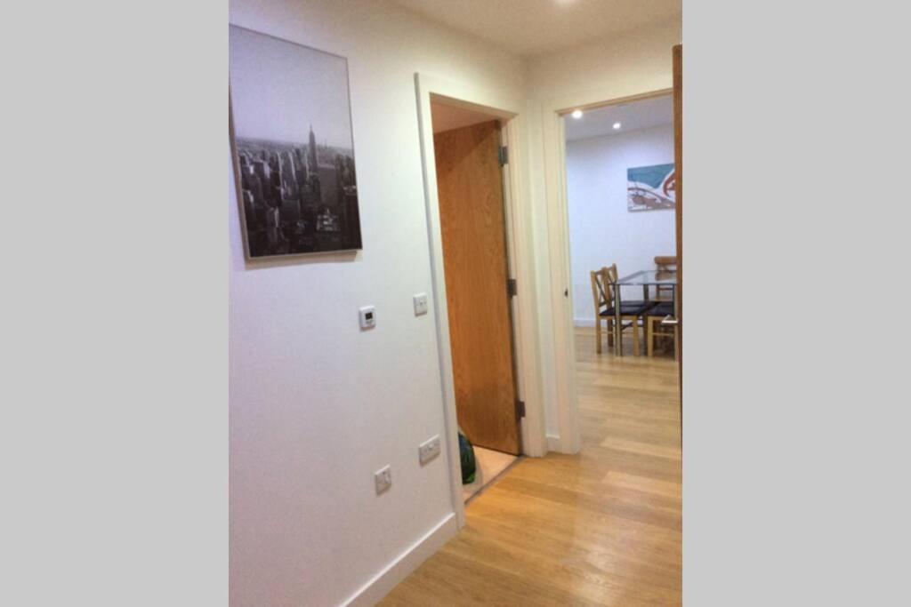 Max'Em Lexington Luxury Apartment Слау Экстерьер фото